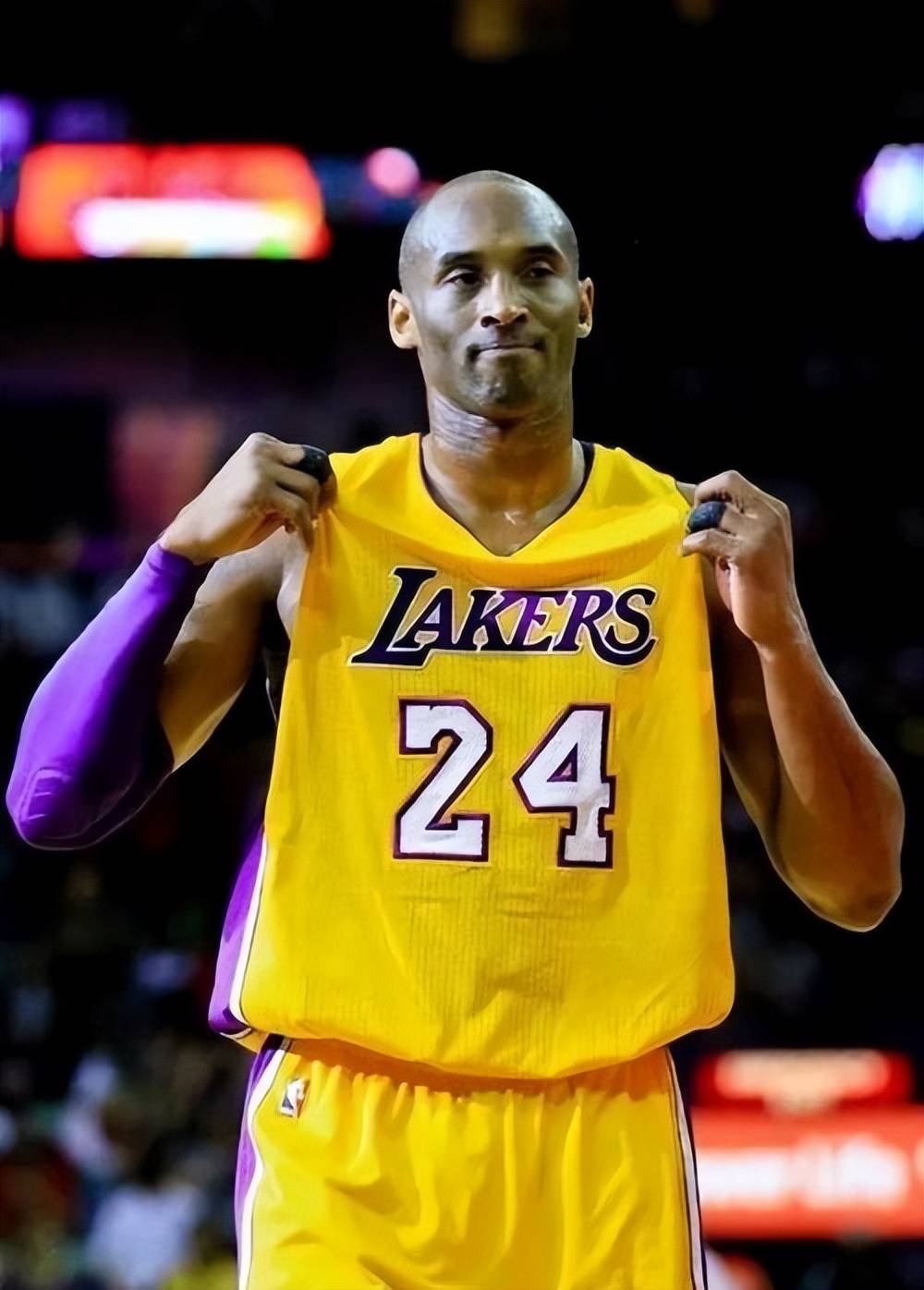 尤文vs乌迪内斯：伊尔迪兹、乔纳森-戴维首发，麦肯尼出战（尤文迎战乌迪内斯：伊尔迪兹、乔纳森-戴维先发，麦肯尼登场）