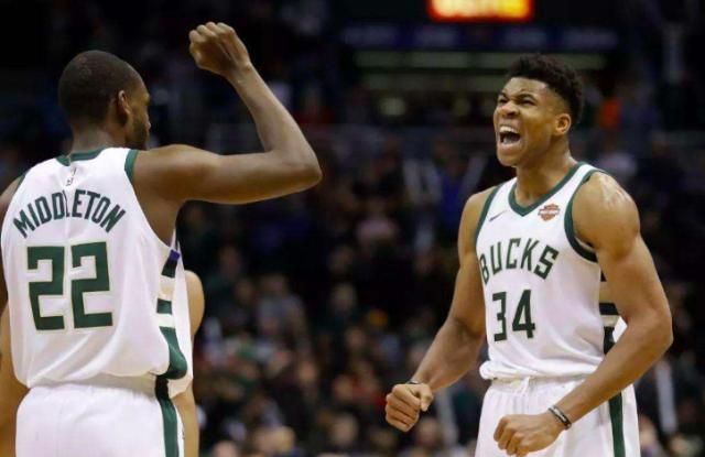 安帅：C罗是我带过职业态度最好的球员之一；米兰的经历非常棒（安切洛蒂：C罗职业素养属我执教顶尖行列；在米兰的经历十分精彩）