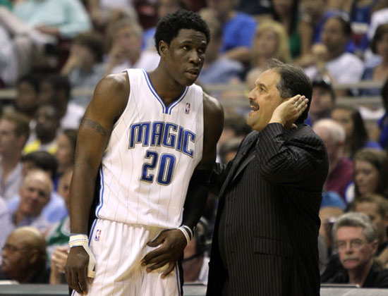 赫斯基：全世界都缺传统中锋，很难找到英格兰下一个“9号”（赫斯基：传统中锋全球稀缺，英格兰难觅下一位“9号”）