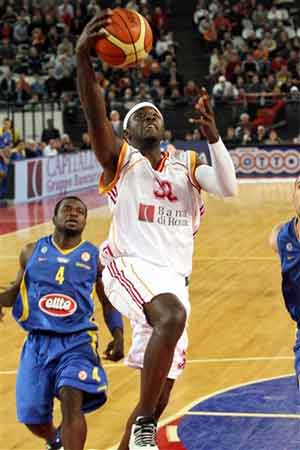 陈涛：我对新鹏城有很深的情感，但很多东西需要的是双向奔赴（陈涛：心系新鹏城，许多事须双方共同努力）