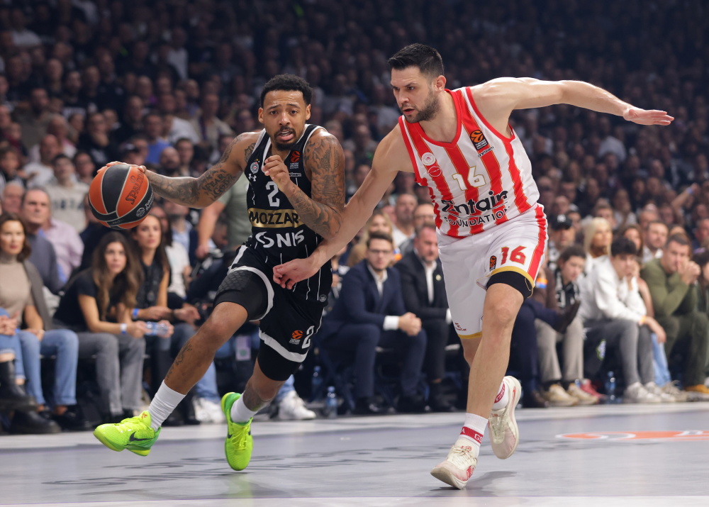 乒乓球混合团体世界杯｜中国队胜法国队（乒乓球混团世界杯： 中国队击败法国队）