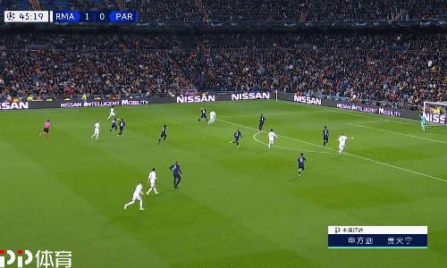 常州举办足球音乐晚会，黄紫昌夫妇甜蜜献唱《小酒窝》（常州举行足球音乐之夜，黄紫昌夫妇深情合唱《小酒窝）